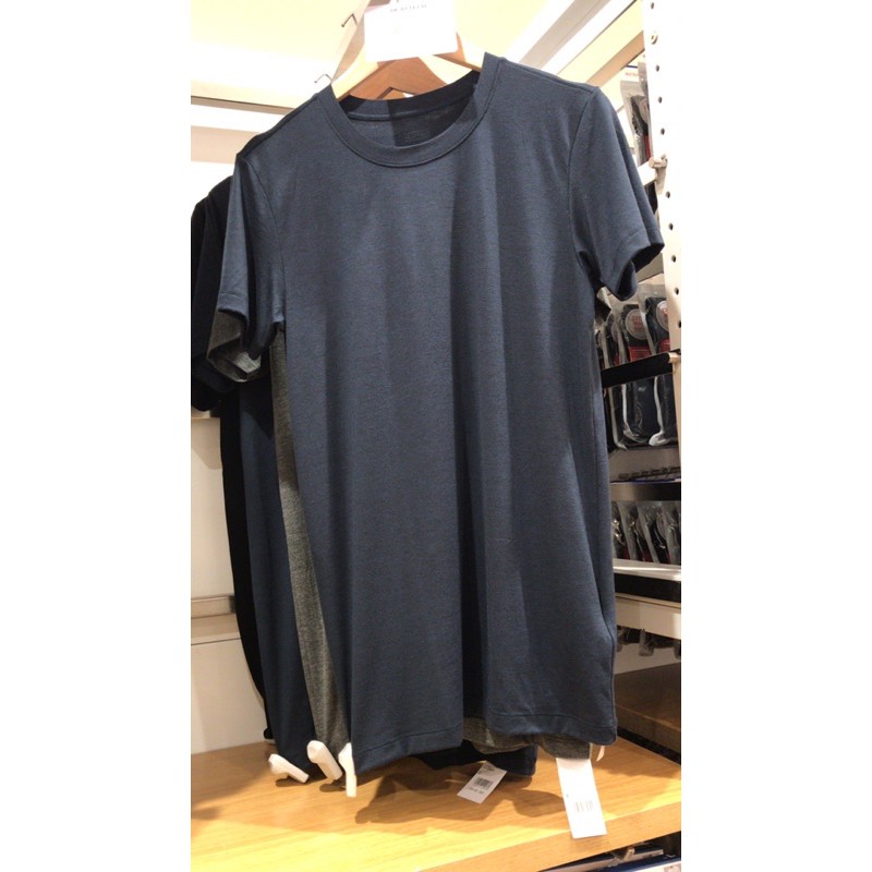 UNIQLO MEN HEATTECH T-SHIRT CREW NECK