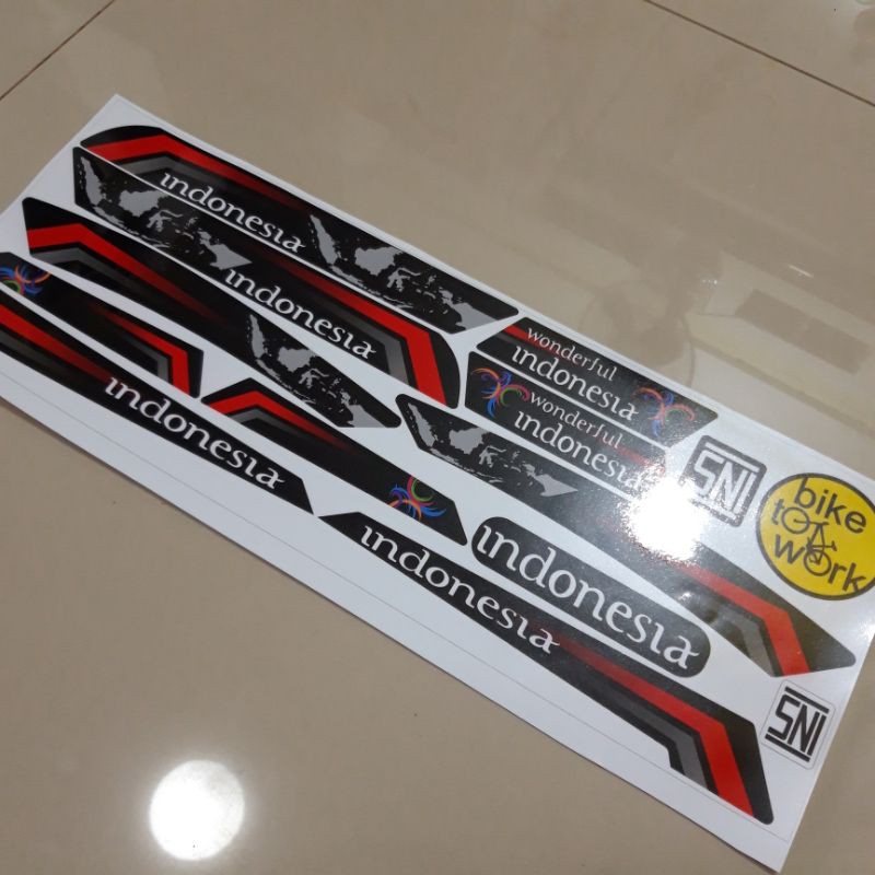 STICKER SET SEPEDA LAUX UNIVERSAL SEPRDA LIPAT