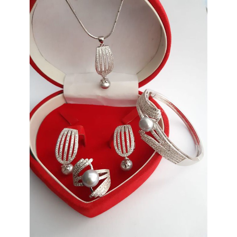Set Komplit Perhiasan Rhodium Mutiara Lombok