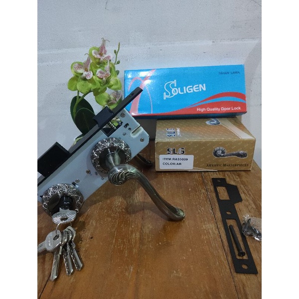 Handle pintu Soligen tipe antik kode 55039