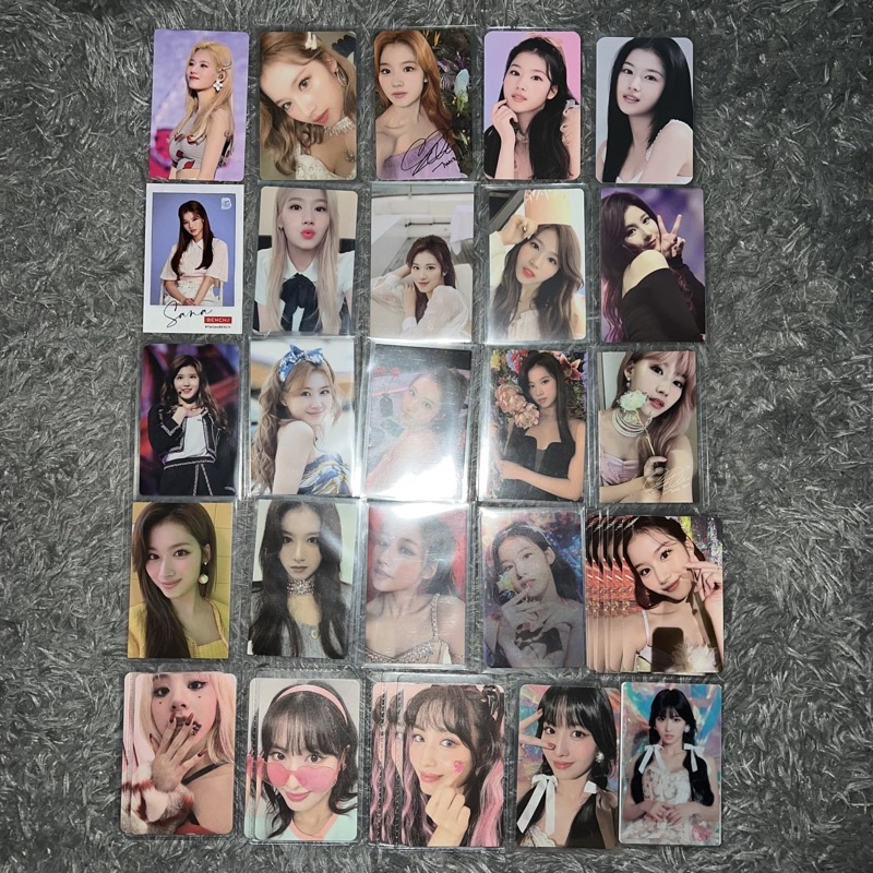 TWICE Sana Apieu, WIAD, twicelights, bench, chae kuku, momo specs