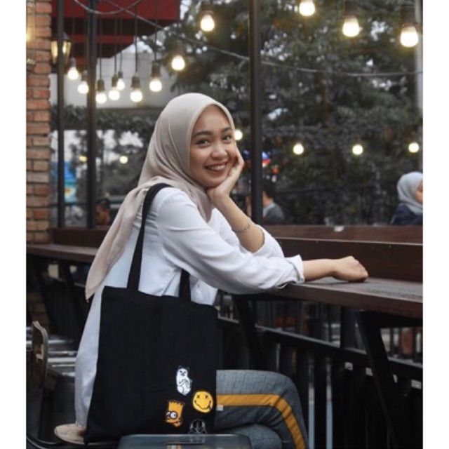 CABICIKS Patch Kanvas Totebag