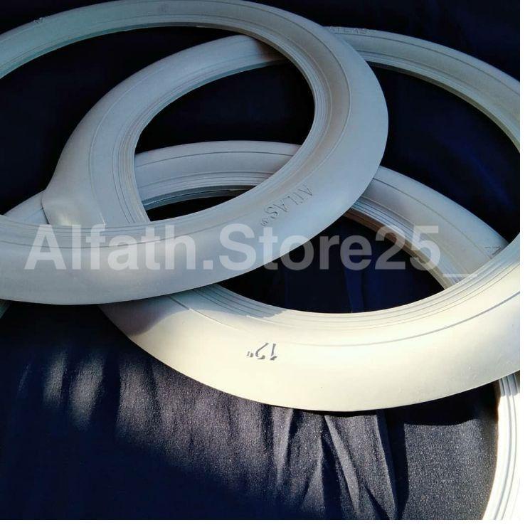 SALEE.. [Harga Untuk 1 Ban] (R12) Whitewall / Lis Ban / Karet Ban Mobil Ukuran Ring 12 Merk Atlas Gr