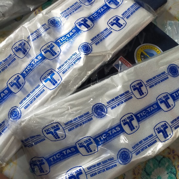 Plastik Laundry Tictas 35x55 Isi 100