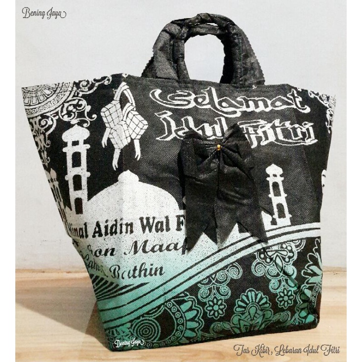 

Tas Kibir Parcel Lebaran Idul Fitri Hitam Tebal 60 gsm