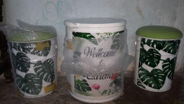 Kursi Tong Motif Monstera