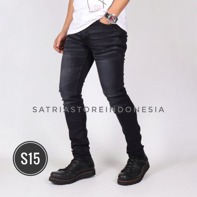 Celana jeans skinny