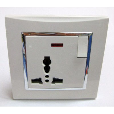 Stop kontak / colokan 13A Decor