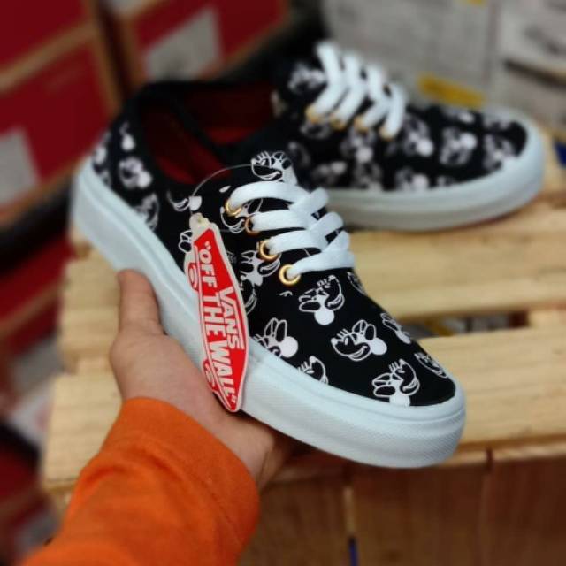 OBRAL PREMIUM VANS AUTHENTIC DISNEY BLACK WAFFLE DT