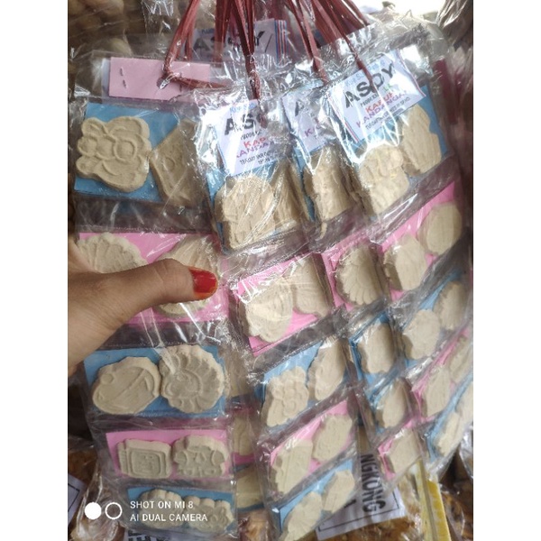 

Asoy Kacang Tanah Enak Serta bebas pengawet dijamin dari Gula alami, isi 10pcs