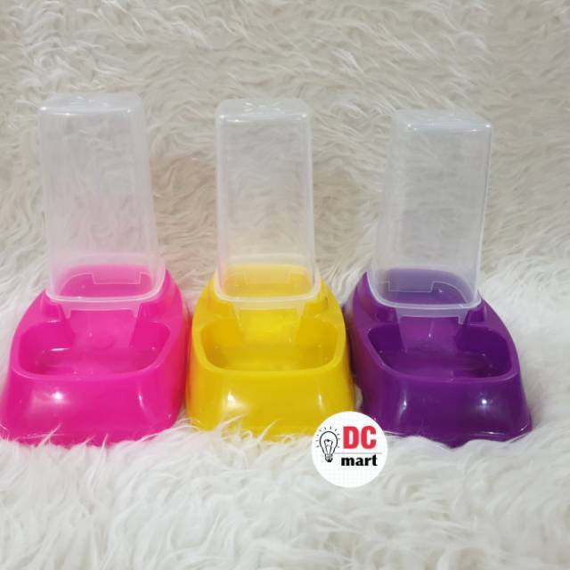 Pet Dispenser Kecil / Pet Feeder Tempat Makan Kecil