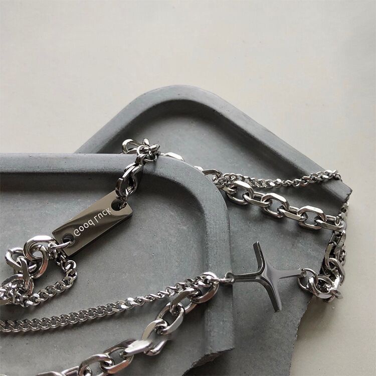 Kalung Rantai Klavikula Bahan Titanium steel Gaya hip hop Untuk Wanita