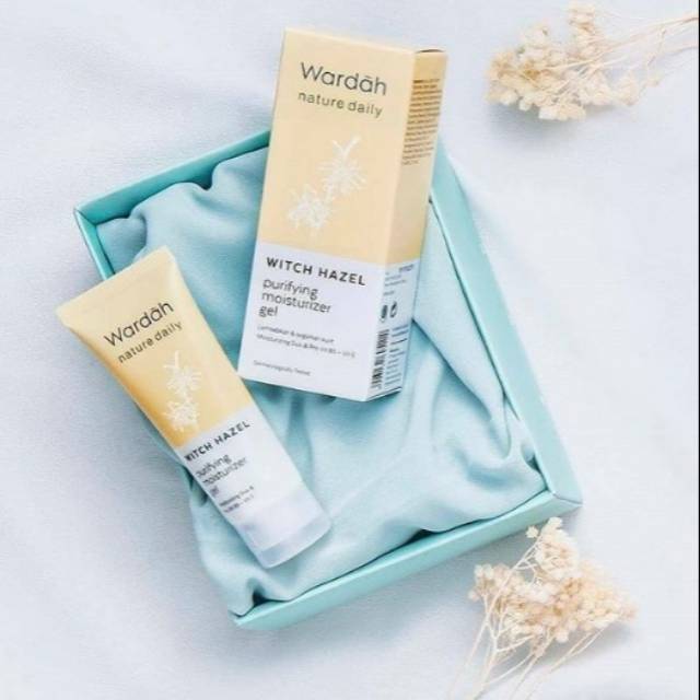 wardah nature daily  witch hazel moisturizer gel