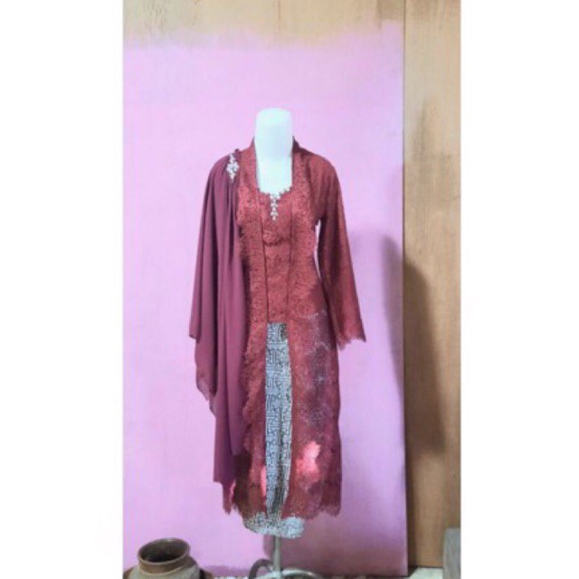 NEW Kebaya Zetta by Kebaya Bunda
