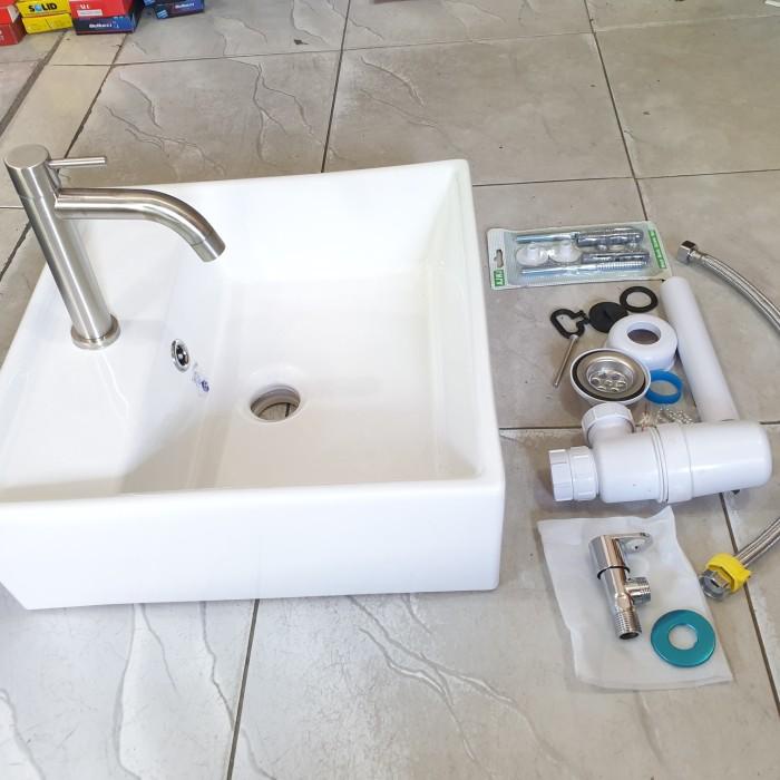 Wastafel Keramik Kotak Besar Paket Lengkap Kran Sus304