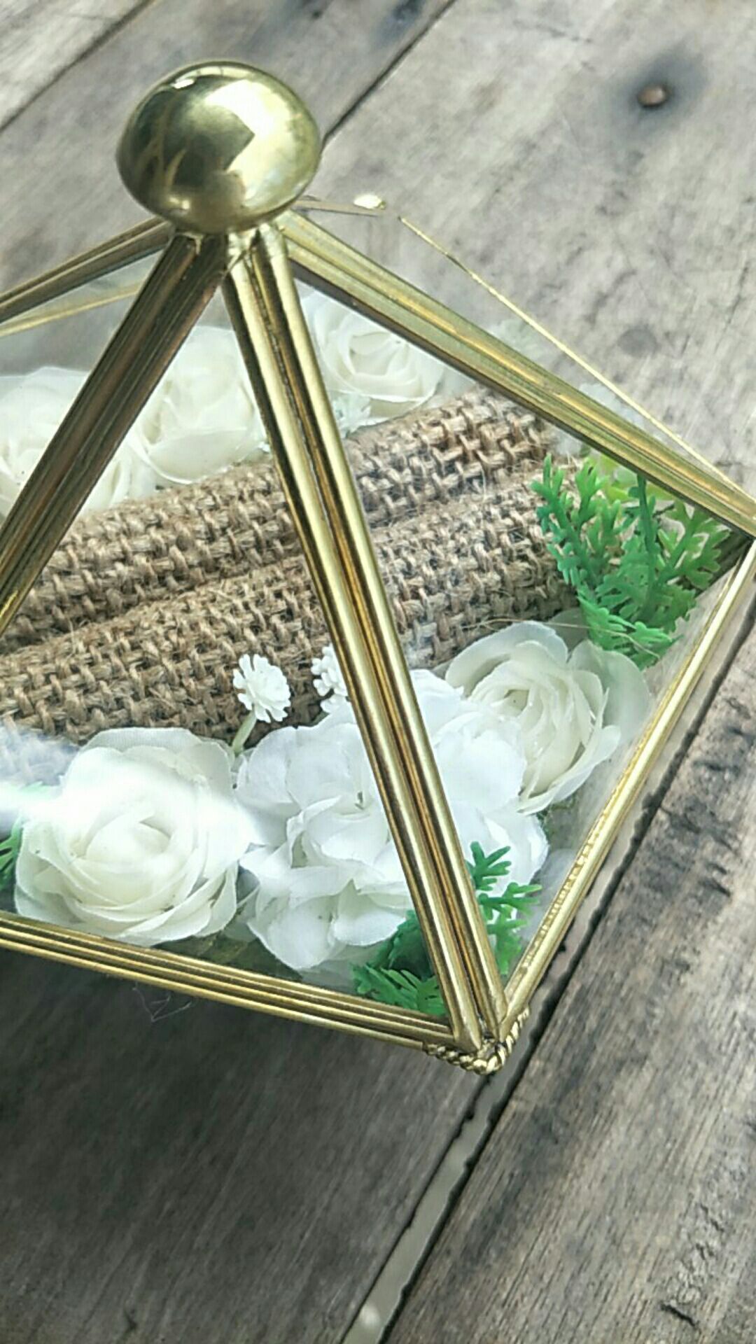 Ring Bearer Tempat Cincin Kaca Terarium