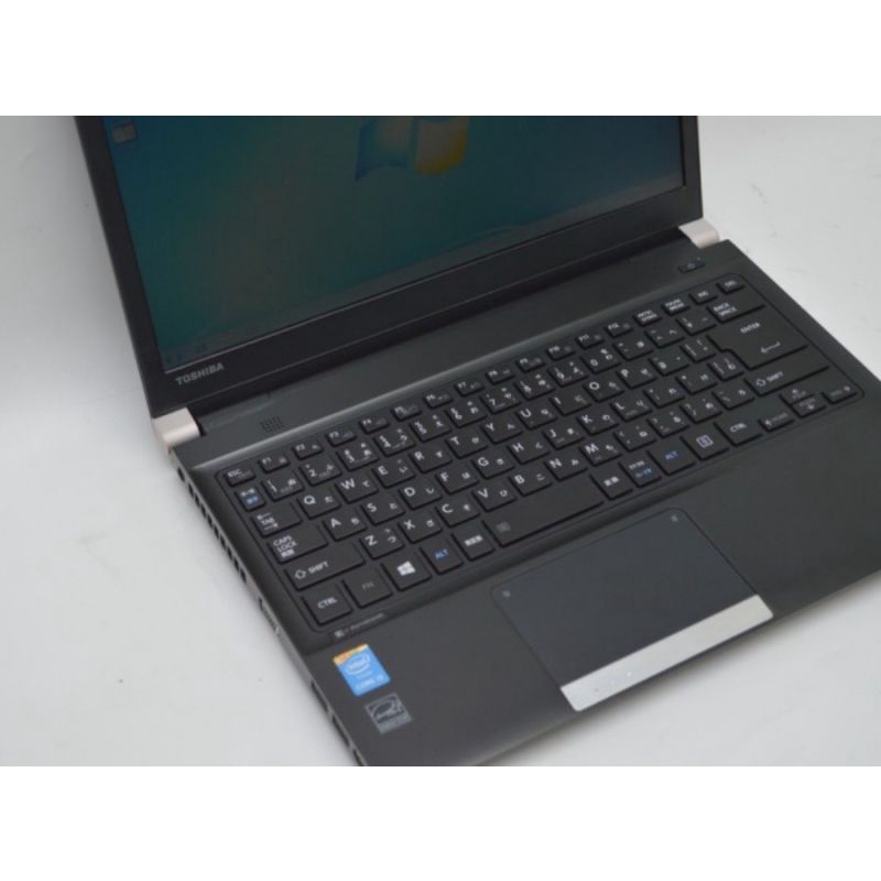 Laptop Toshiba R734 Core I3 Second ( Unit Murah )