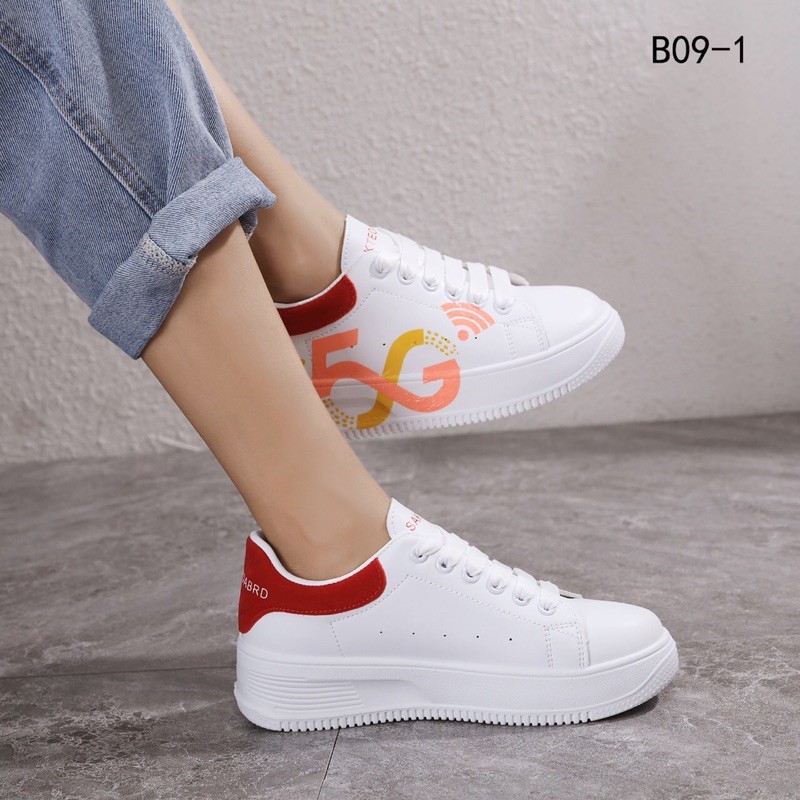 Kelsey Sepatu Sneakers Wanita  B09-1