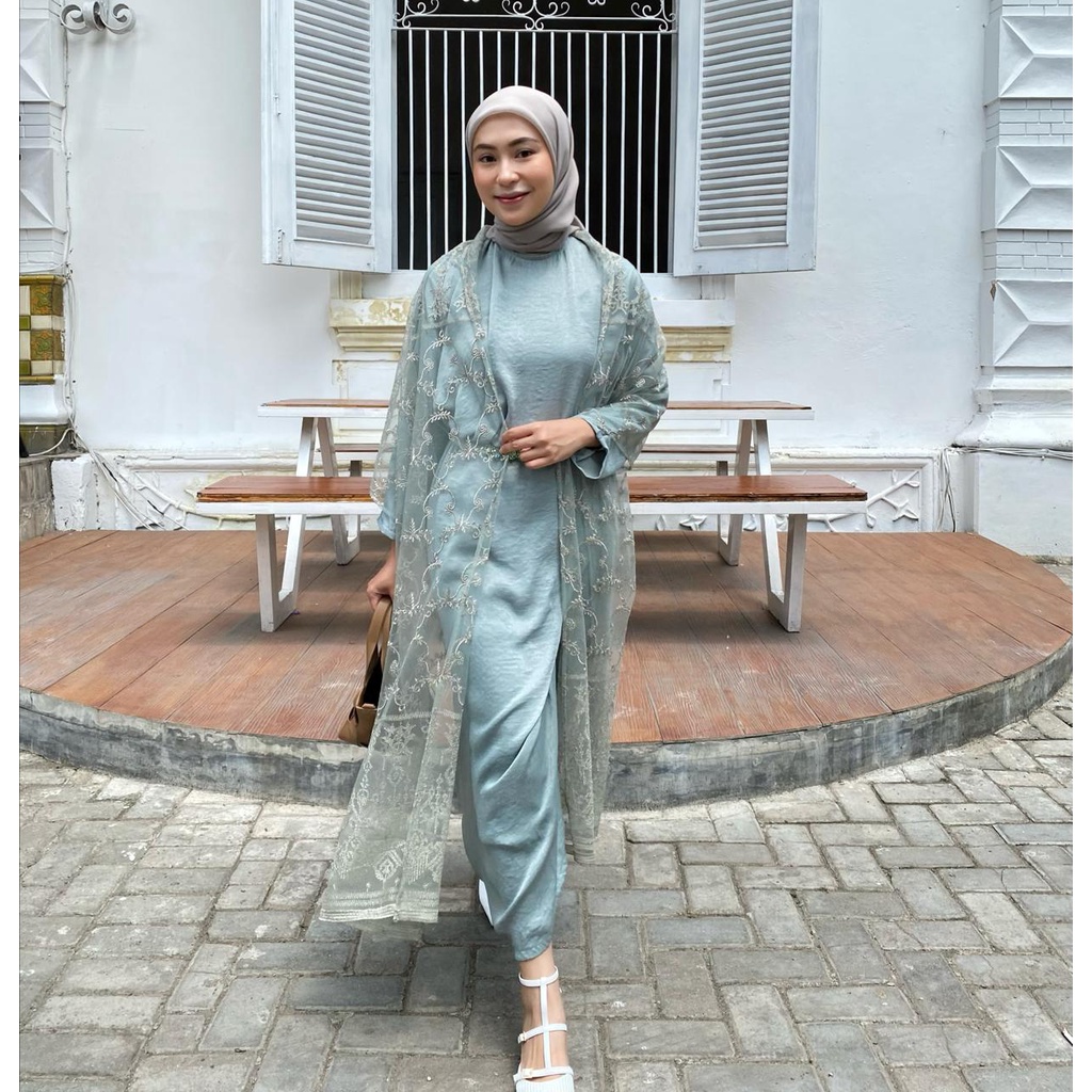 JALEELA - KAMAYA SET  (WRAP DRESS + SHAWL INCLUDED)