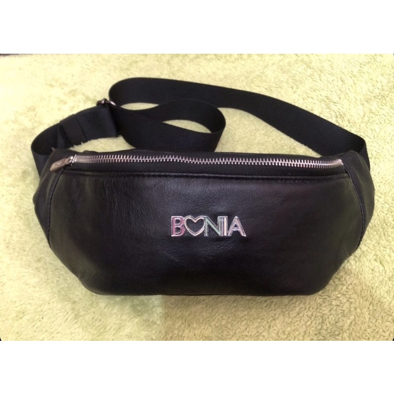 Preloved Weistbag WB Bonia Original