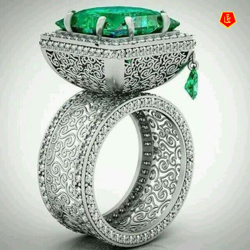 [Ready Stock]Temperament Hollow Flower Emerald Square Diamond Ring