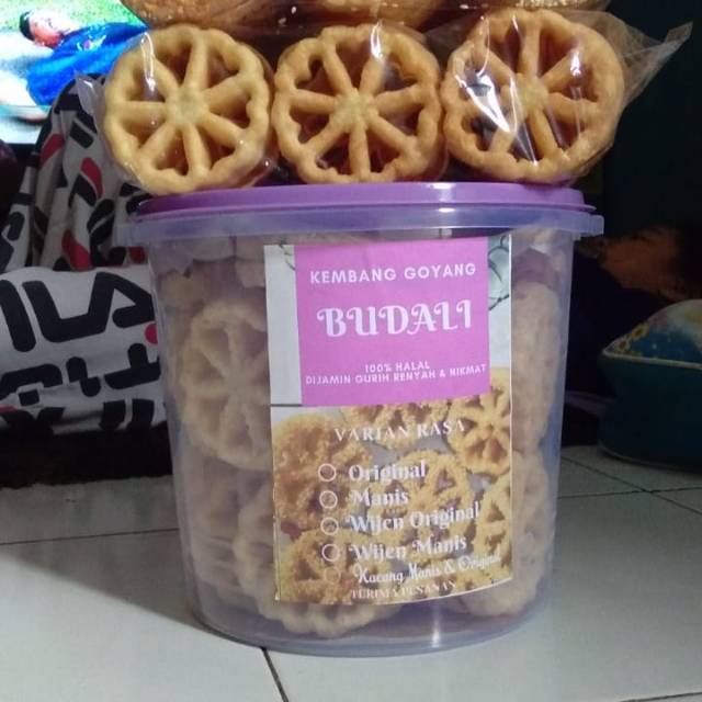 Kembang goyang pertoples