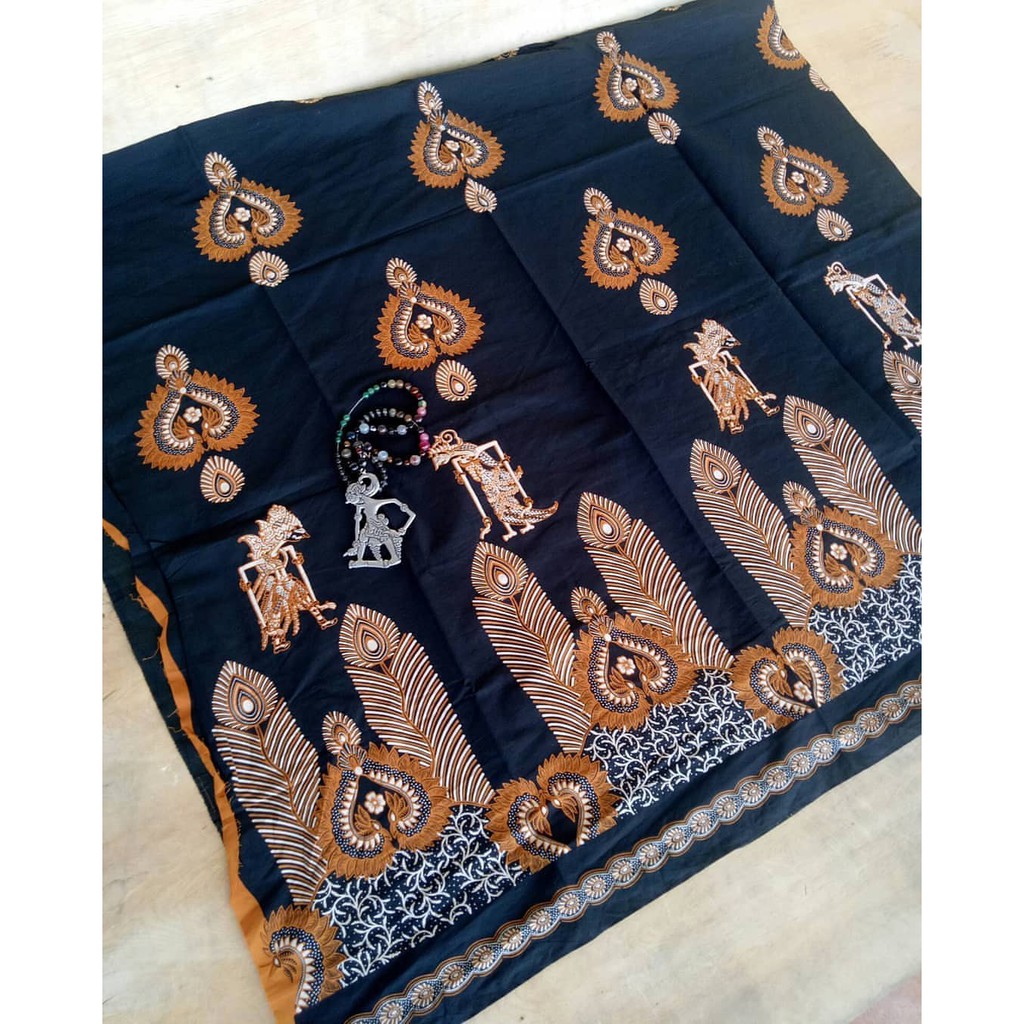 KAIN BATIK ASLI SOLO KATUN HALUS PREMIUM MODERN  SOLO KATUN HALUS PREMIUM PRint Wayang Wulu Batiksoloamanah KALAWANGSA DWI SUKMO SIDOLUHUR MERAK DONGKER WIRAYUDHA PENDEK GURDO PARI CENDRAWASIH JAGO SOGAN KAPAL KANDAS RAKABUMING SEKARTAJI BATIK SOLO AMANAH