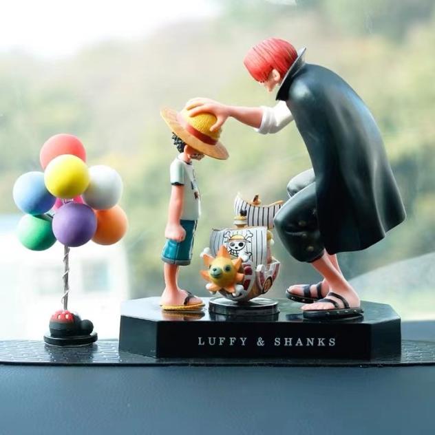 aksesoris dashboard mobil ONE PIECE / untuk pajangan dashboard mobil