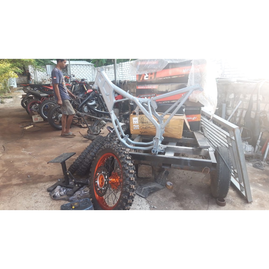 Rangka Custom KTM 250 new 2017 2018 bukan KLX KX YZ CRF PNP semua mesi Berkualitas