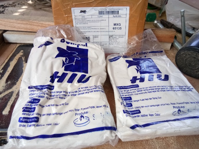 Dempul Hiu Woodfiller Hiu Dempul Kayu Waterbase Warna Putih Dempul Putih Untuk Jati Belanda Praktis