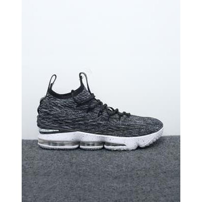Sepatu anak Nike LeBron 15 hitam putih premium original