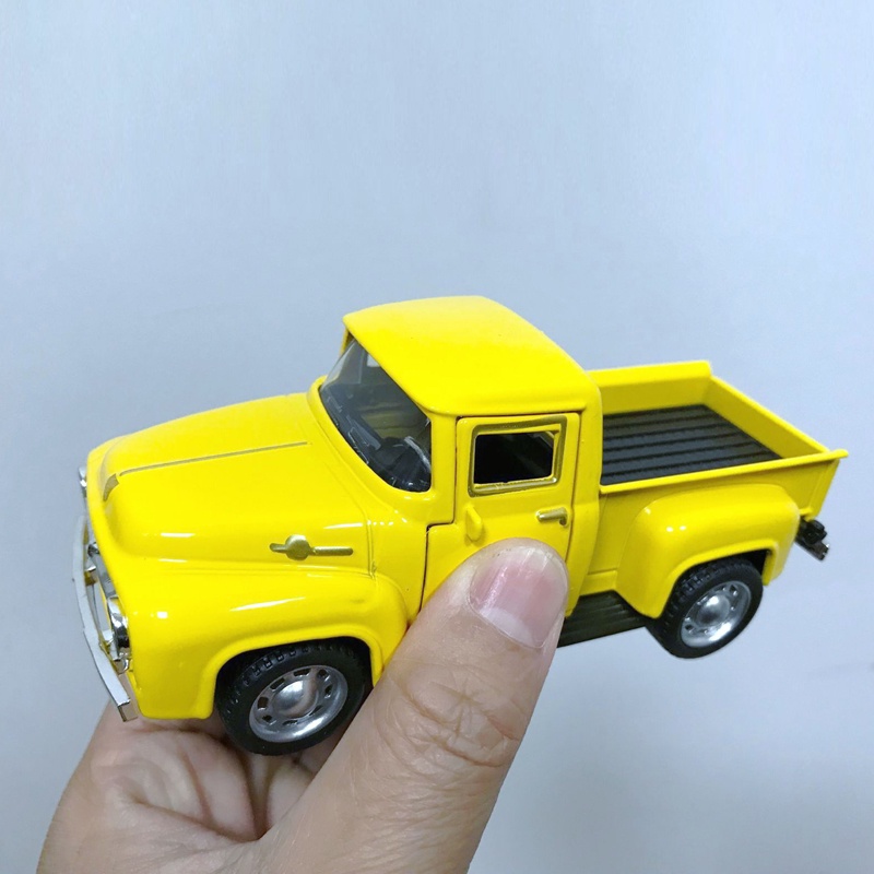 Mainan Mobil Pickup Truck Bahan Alloy Gaya Vintage Skala 1 / 32 Untuk Anak
