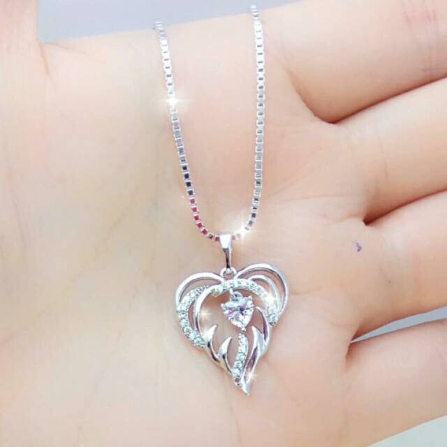 Zircon replika berlian