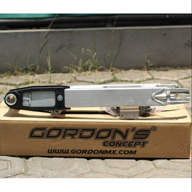 KYXVARIASI SWING ARM KAWASAKI KLX DTRACKER 150 MERK GORDONS GORDON BAHAN ALUMUNIUM