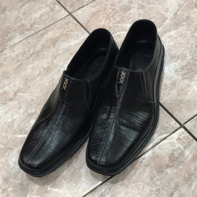 Sepatu kulit pria model bajul - sol karet