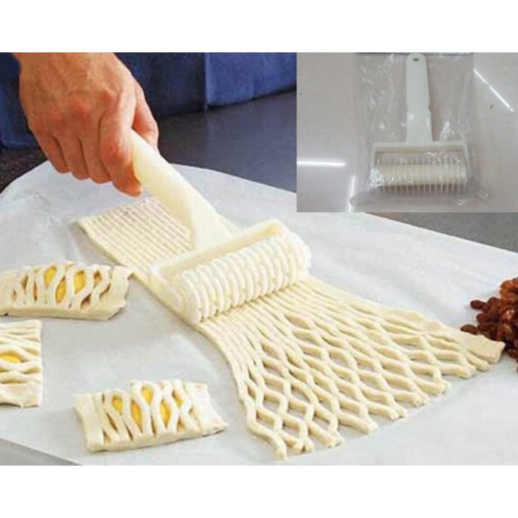HX097B [12 cm] Alat cetak kue pastri pie roti bentuk zig zag pizza cake mould roller
