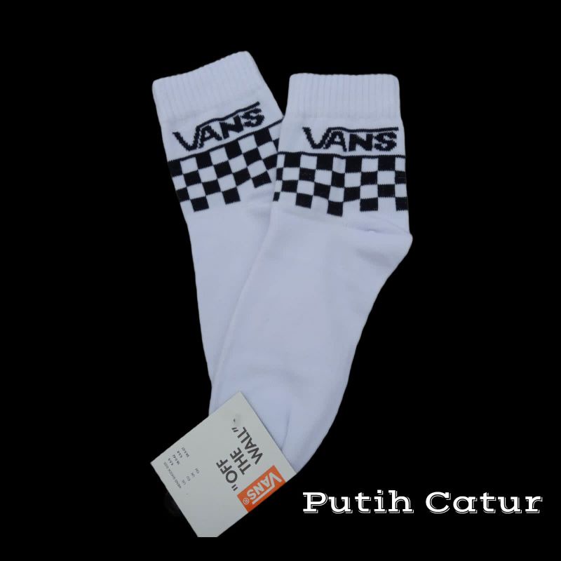 kaoskaki pendek semata kaki