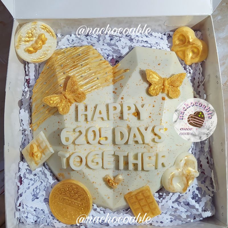 

pinata cake kue ulang tahun