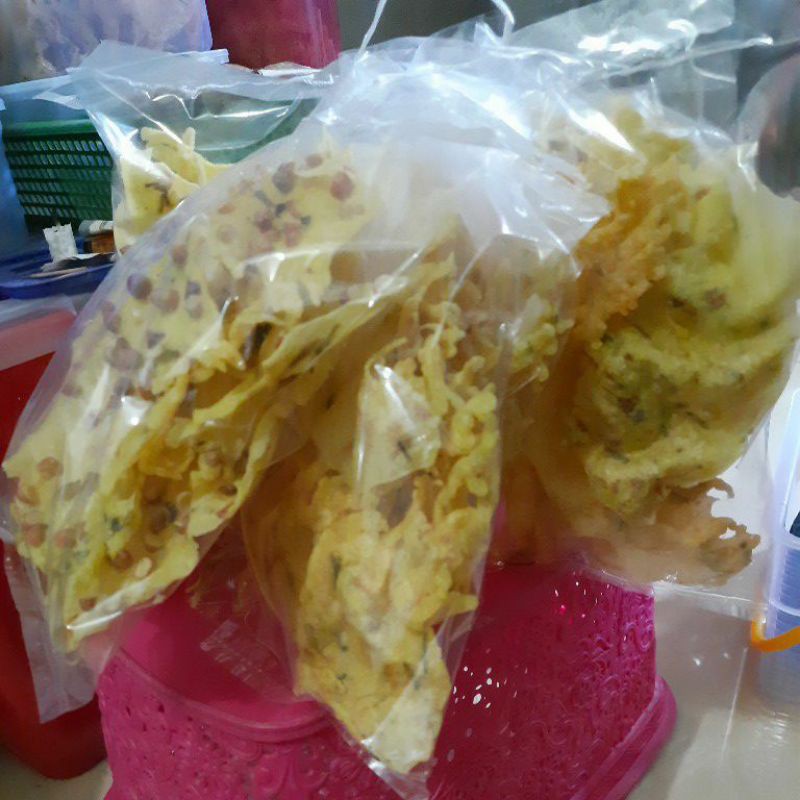 

Peyek segala peyek ( KaNah, Teri, Rebon, Rawit ) endollll
