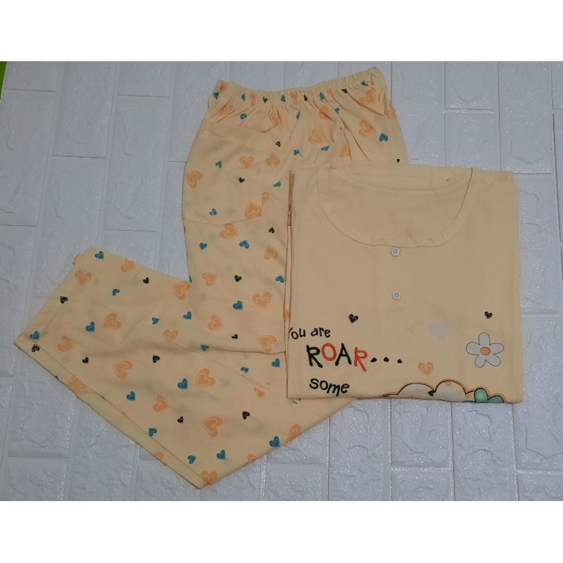 Baju dan celana tidur wanita remaja kuning (M), motif singa