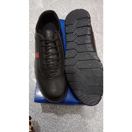 [COD] Sepatu kulit Merek kickers