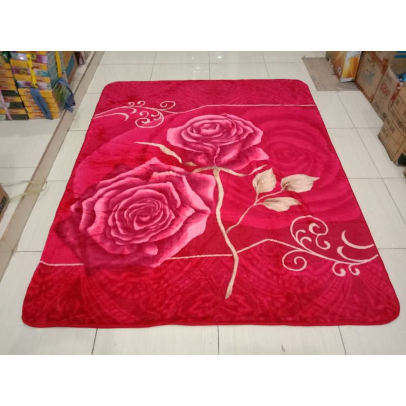 Selimut Champion Semi Jumbo Ukuran 180x210 cm Panel Halus Dan Tebal Kualitas Premium