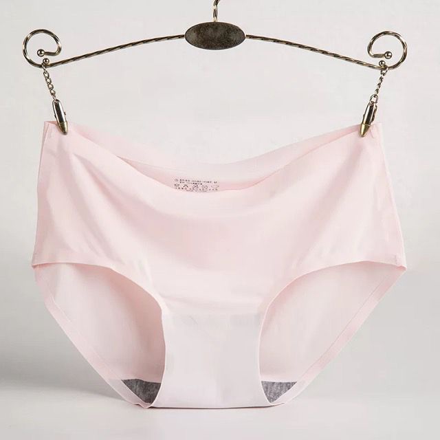 [ LINGERIE MASTER ] - (C-11) Fashion wanita One Piece Mulus Es Sutra Celana Gadis CELANA DALAM SEAMLESS-C-11 Pink