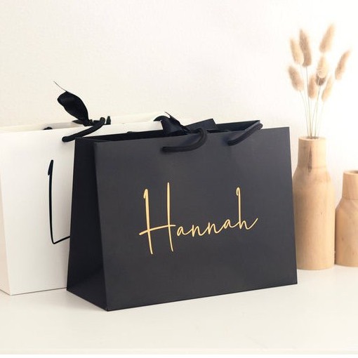 

(POLOS) Paper Bag Hitam Polos Besar 37x17x27 cm Papper Bag Kertas Kado Souvenir Packaging Kraft