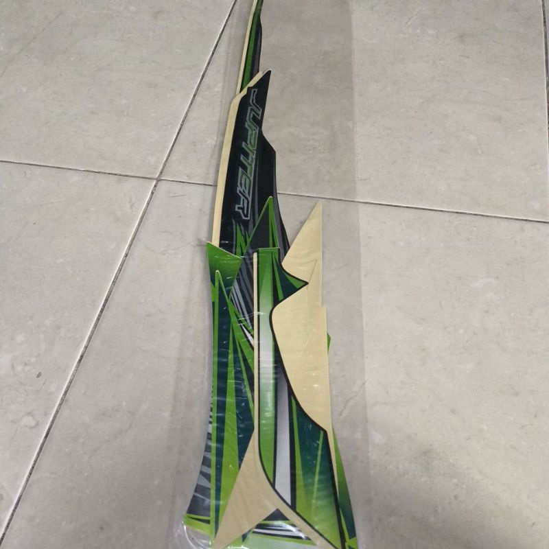 striping stiker les body Yamaha Jupiter Z1 2013 hijau