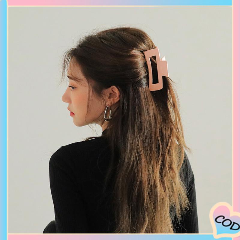 COD❤️ Klip Rambut Buram Retro Temperamen Berongga Ambil Klip-A.one