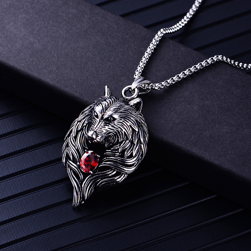 Fashion wolf head personality accessories titanium steel chain men's wolf tooth necklace personality domineering necklace