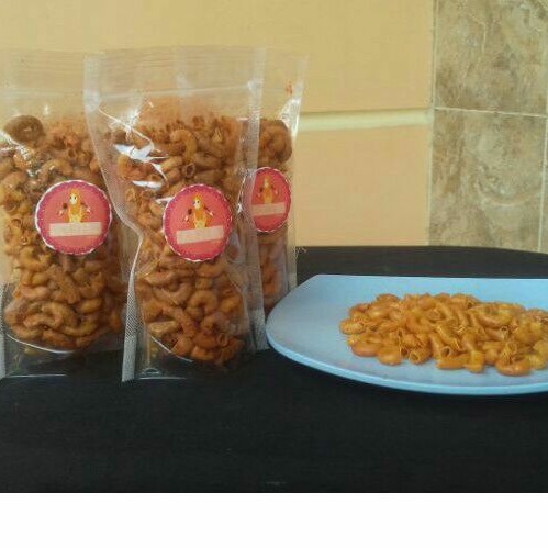 

Makaroni Pedas Asin 50 gr/ Makroni pedas Murah by Safila Snack