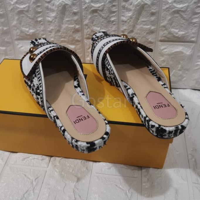 sandal sepatu Fendi wanita mirror quality