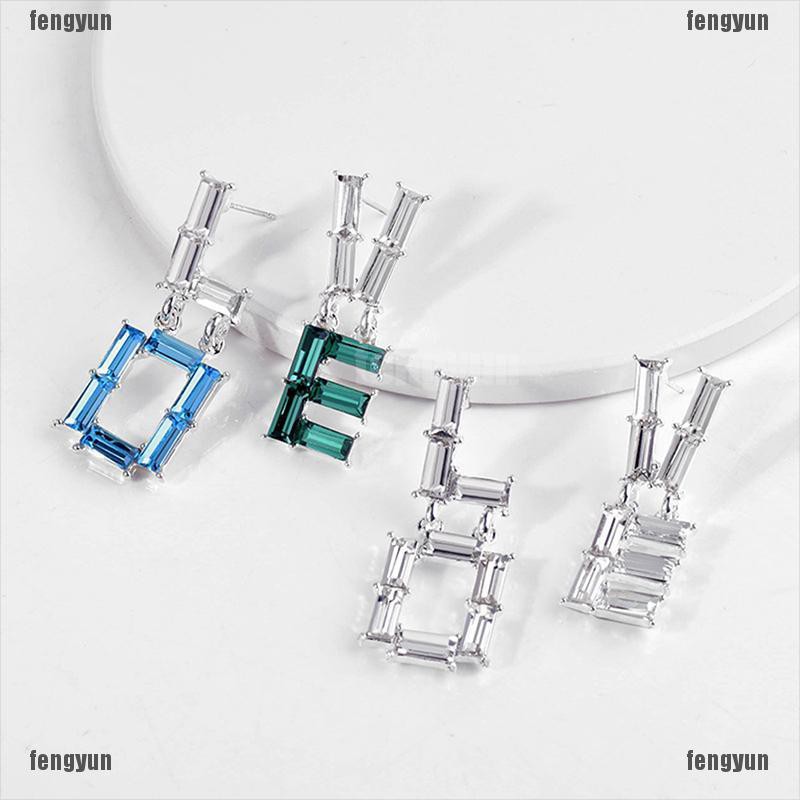 Anting Tusuk Gantung Asimetris Bahan Alloy Desain Tulisan Anting Tusuk Gantung Asimetris Bahan Alloy Desain Tulisan